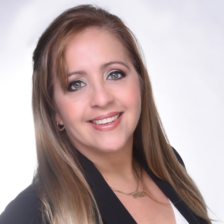 Judith Roca Fernandez PA Logo